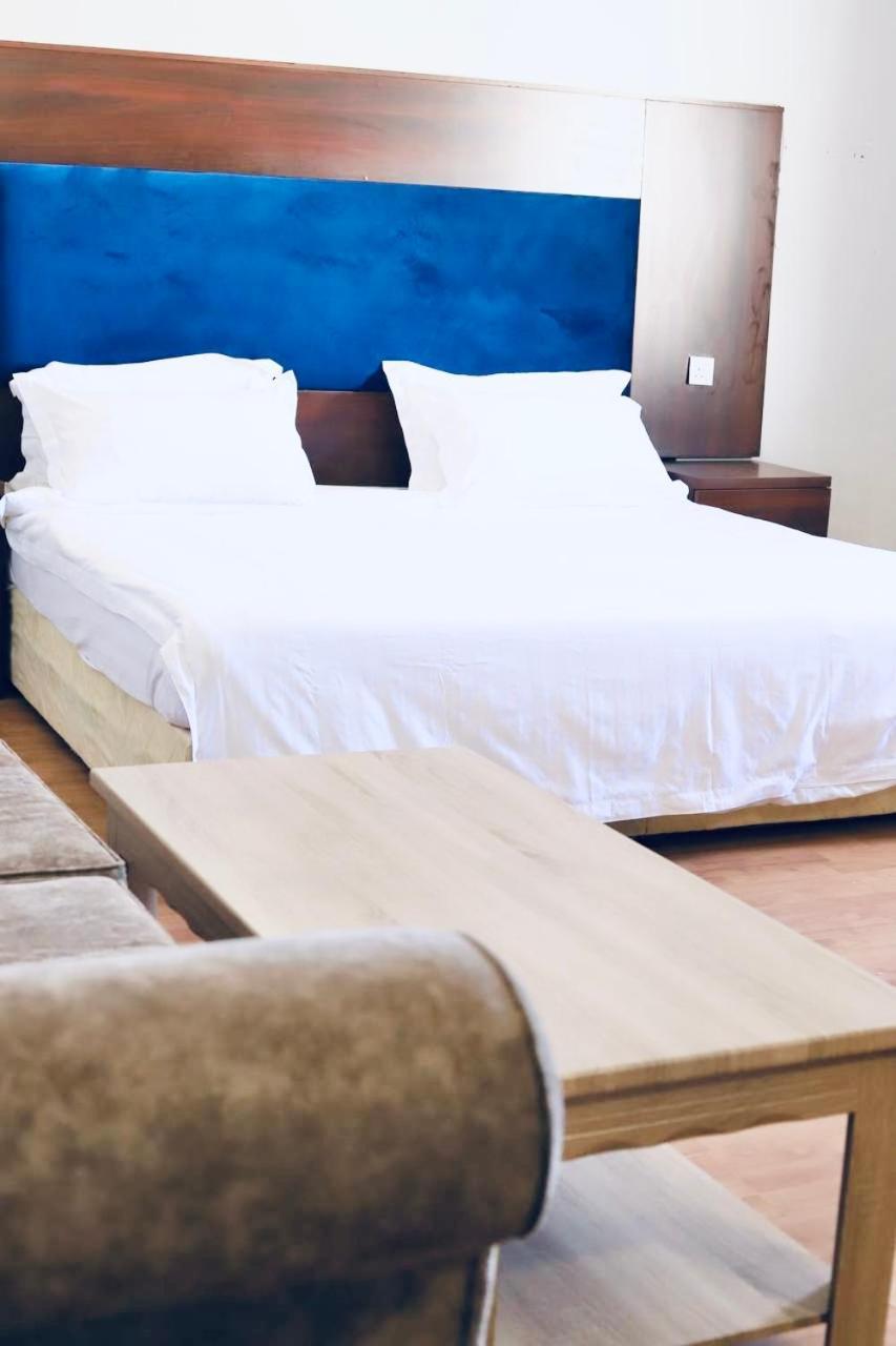 Safa Park Hotel Yanbu فندق صفا بارك ينبع Экстерьер фото